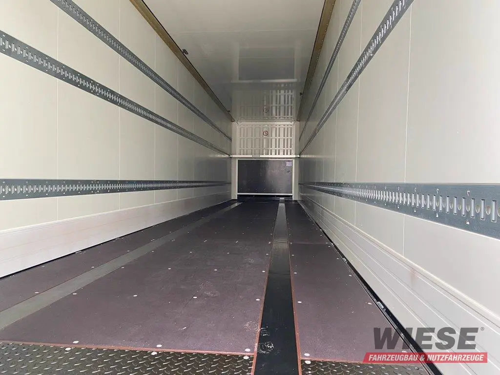 Krone Dry Liner Koffer von Wiese Trailer Rent in Petershagen mieten ab 1000.00€