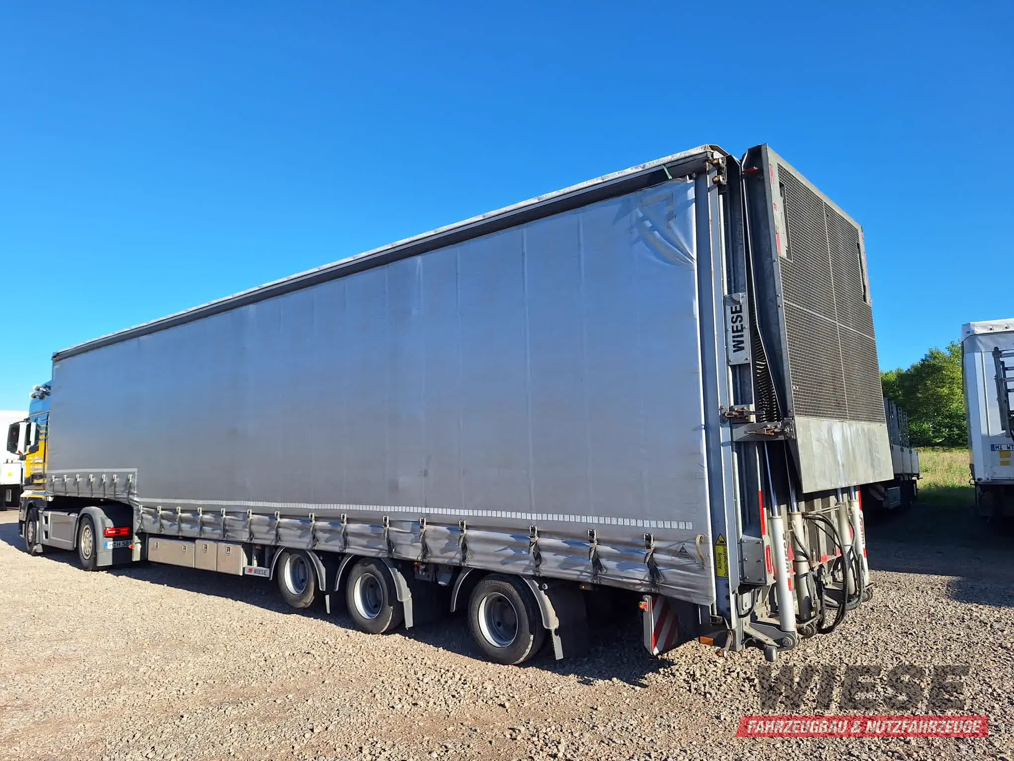 Wiese Plane von Wiese Trailer Rent in Petershagen mieten ab 2300.00€