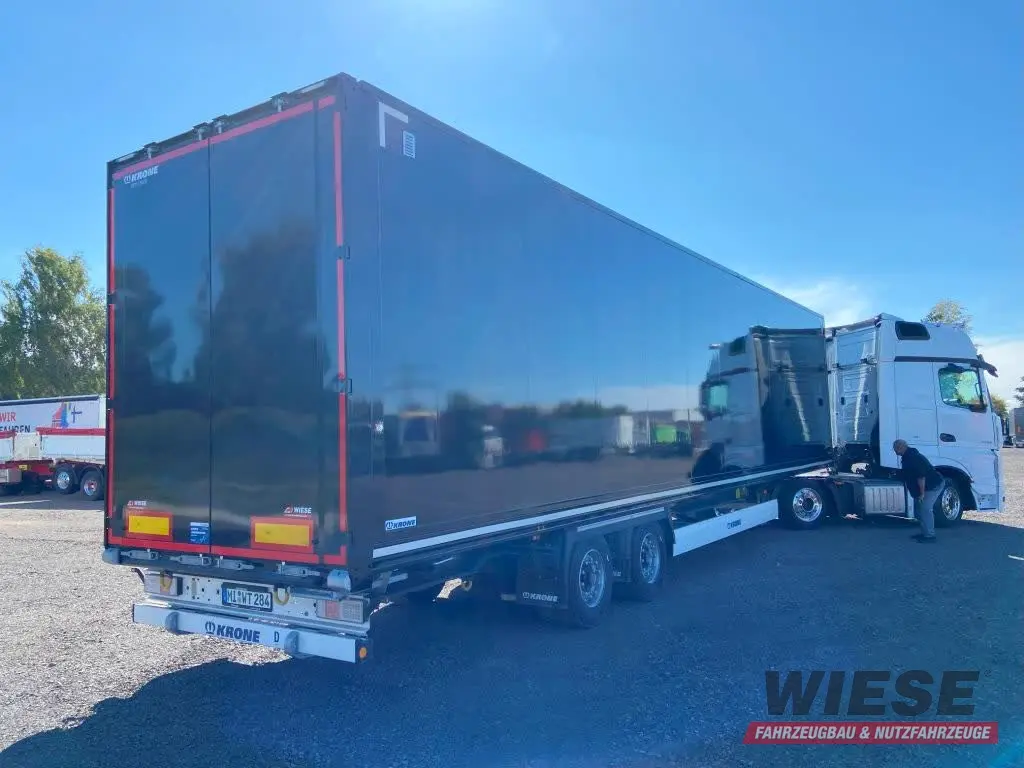 Krone Koffer Mega von Wiese Trailer Rent in Petershagen mieten ab 1150.00€