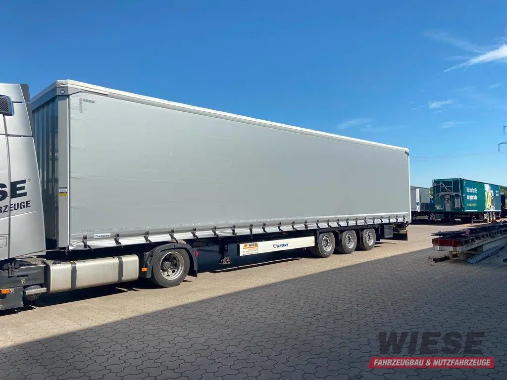 Krone Mega Liner von Wiese Trailer Rent in Petershagen mieten ab 850.00€