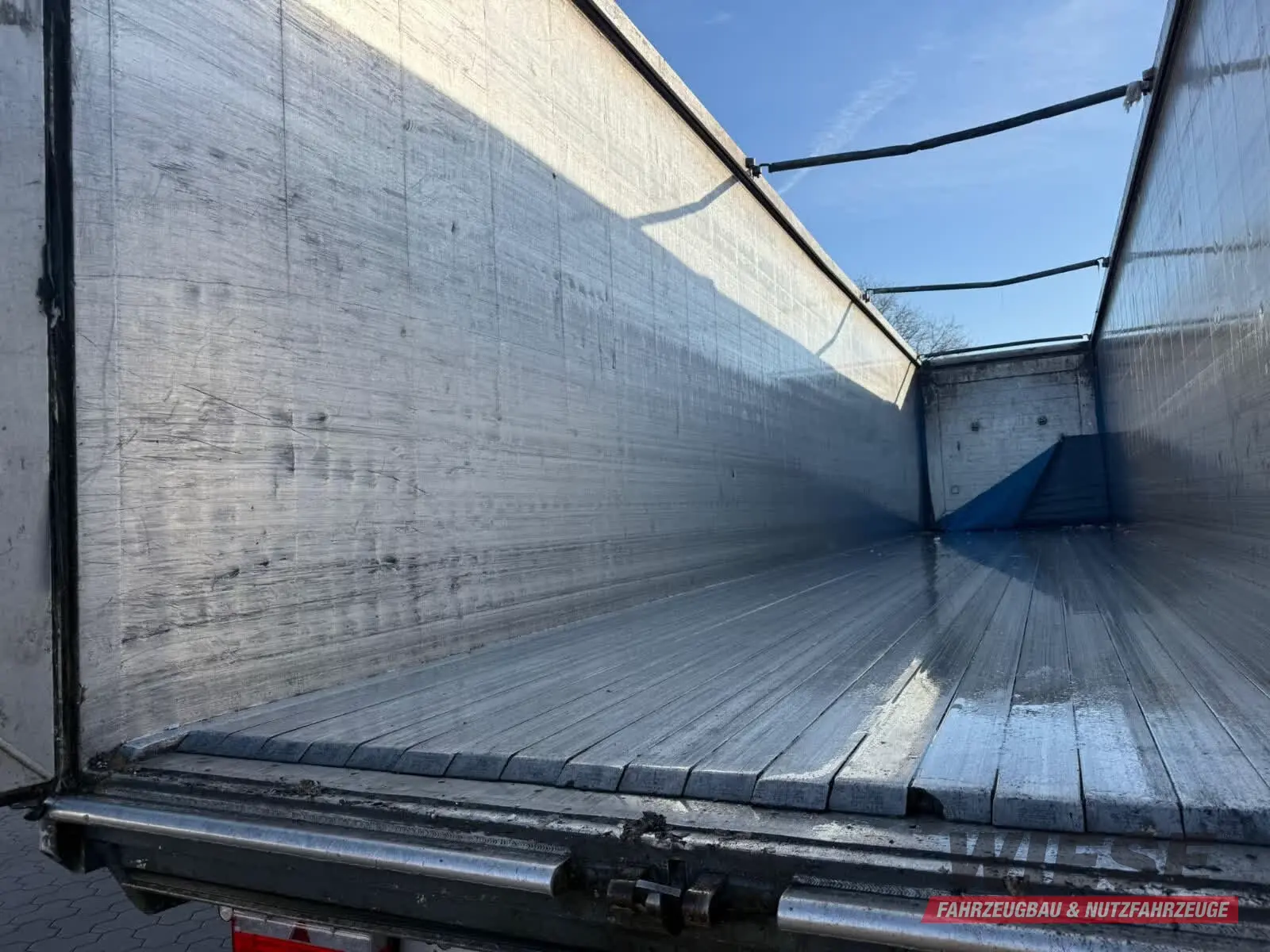 Knapen Schubboden von Wiese Trailer Rent in Petershagen mieten ab 1200.00€