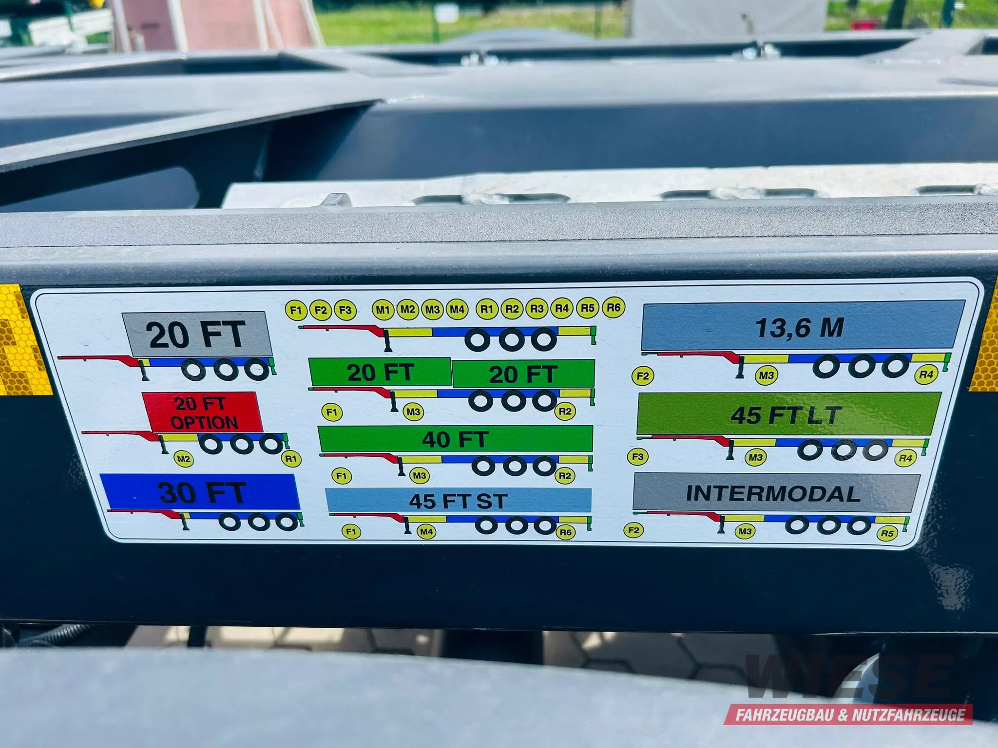 Kässbohrer Multicont - Container Chassis von Wiese Trailer Rent in Petershagen mieten ab 650.00€