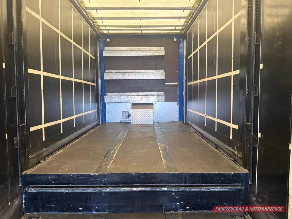 Wiese 3-Achs Stufen Sattel mit Auffahrrampe 25T