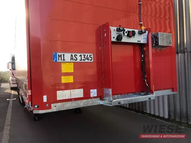 Schmitz Seitenplanenauflieger von Wiese Trailer Rent in Petershagen mieten ab 500.00€
