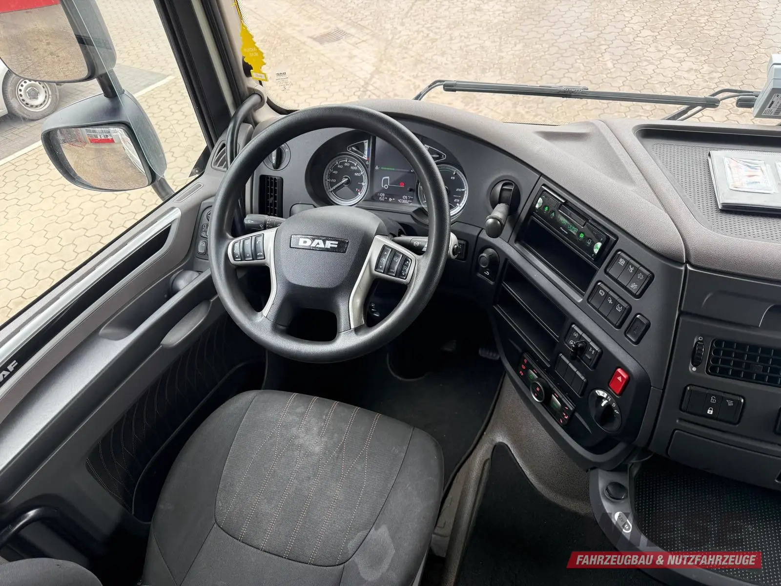DAF SZM 480 von Wiese Trailer Rent in Petershagen mieten ab 2000.00€