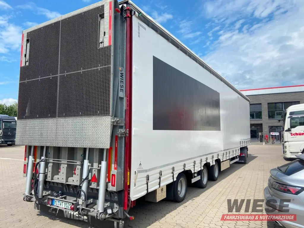 Wiese Plane Gabelstaplertransporter von Wiese Trailer Rent in Petershagen mieten ab 2200.00€
