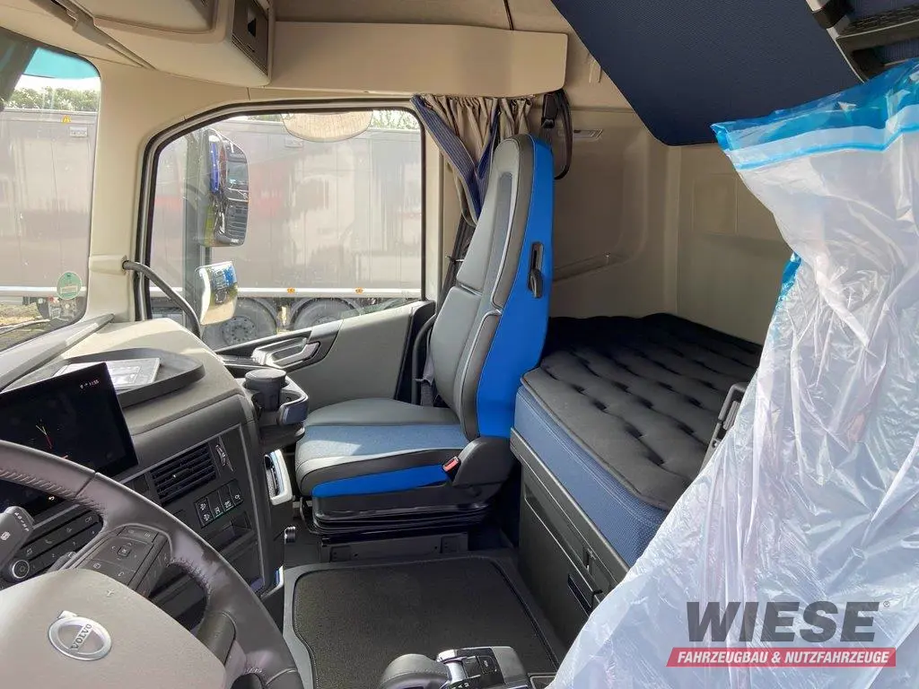 Volvo SZM von Wiese Trailer Rent in Petershagen mieten ab 3200.00€