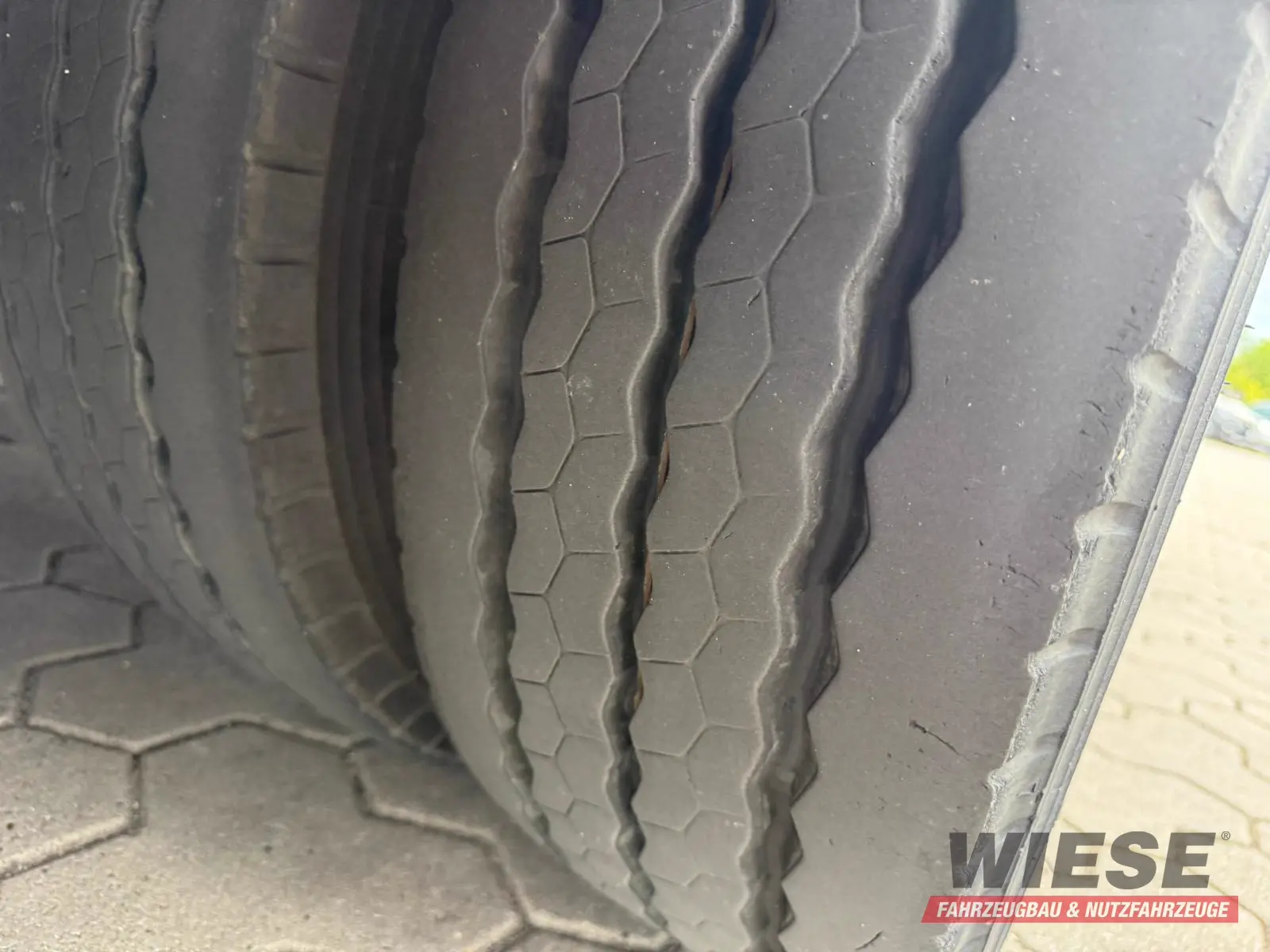 Kässbohrer K.SLS Eco Tiefbett Rampen