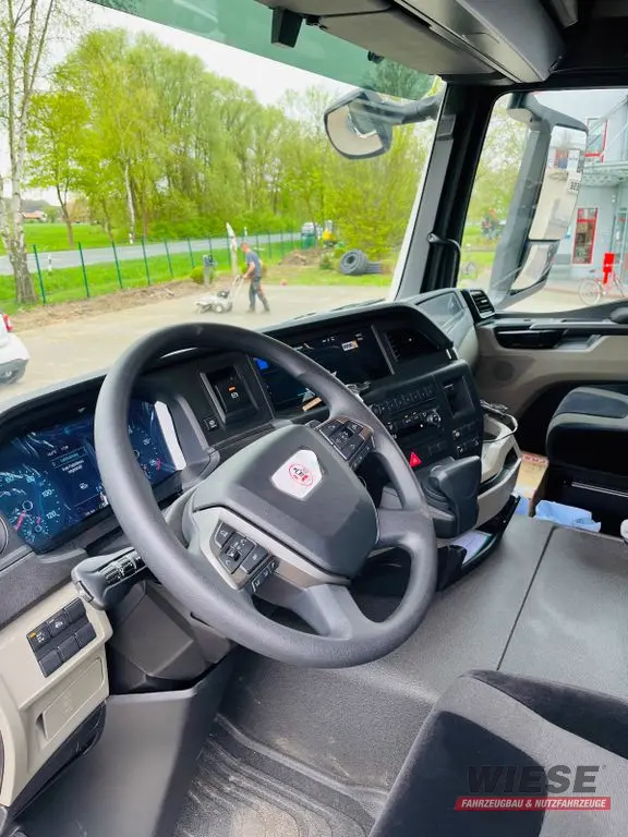 MAN mit Kran FASSI von Wiese Trailer Rent in Petershagen mieten ab 7350.00€