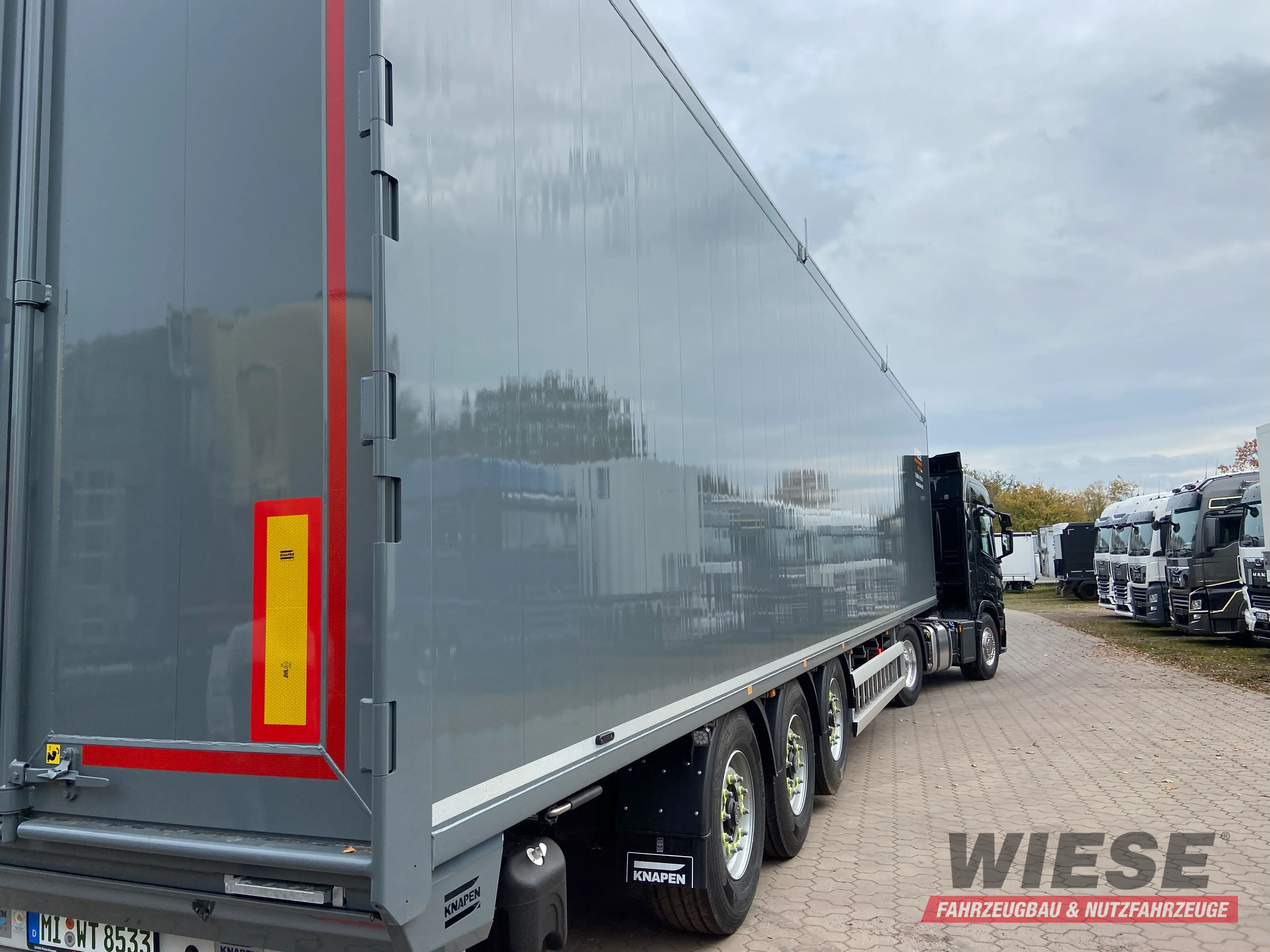 Knapen Schubboden von Wiese Trailer Rent in Petershagen mieten ab 1650.00€