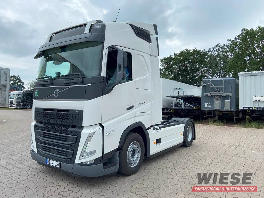 Volvo SZM von Wiese Trailer Rent in Petershagen mieten ab 3000.00€