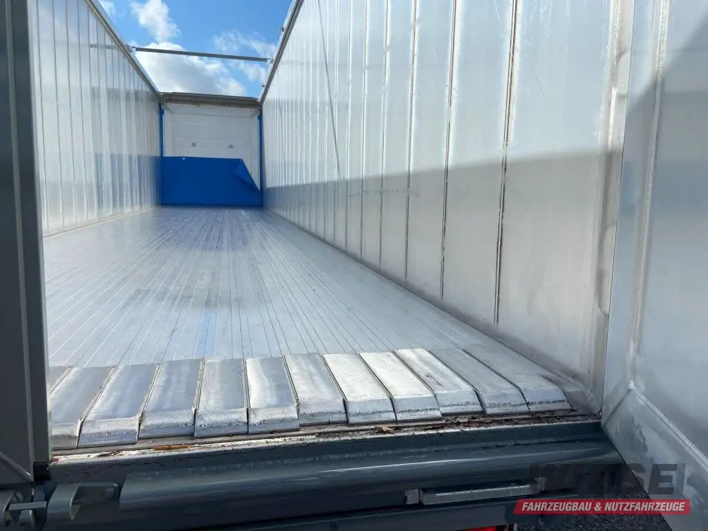 Knapen Schubboden mit Powersheet von Wiese Trailer Rent in Petershagen mieten ab 1650.00€
