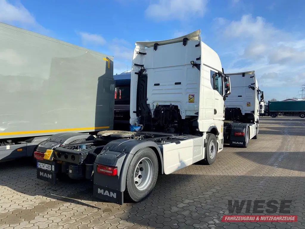 MAN TGX von Wiese Trailer Rent in Petershagen mieten ab 2900.00€