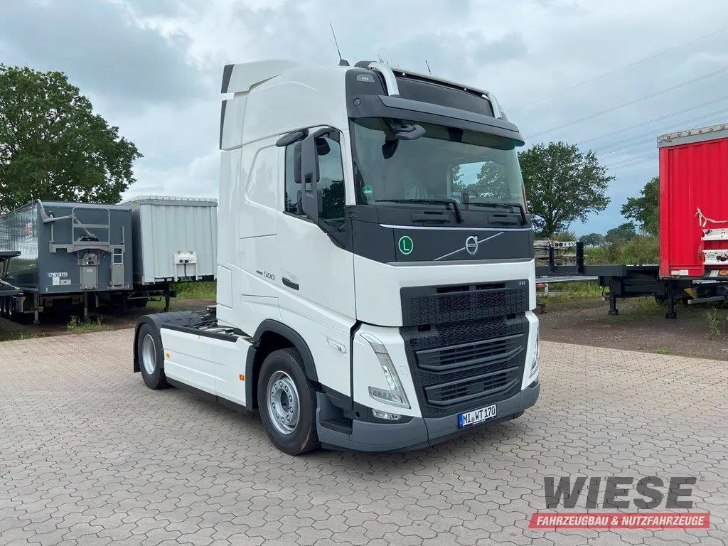 Volvo SZM von Wiese Trailer Rent in Petershagen mieten ab 3000.00€