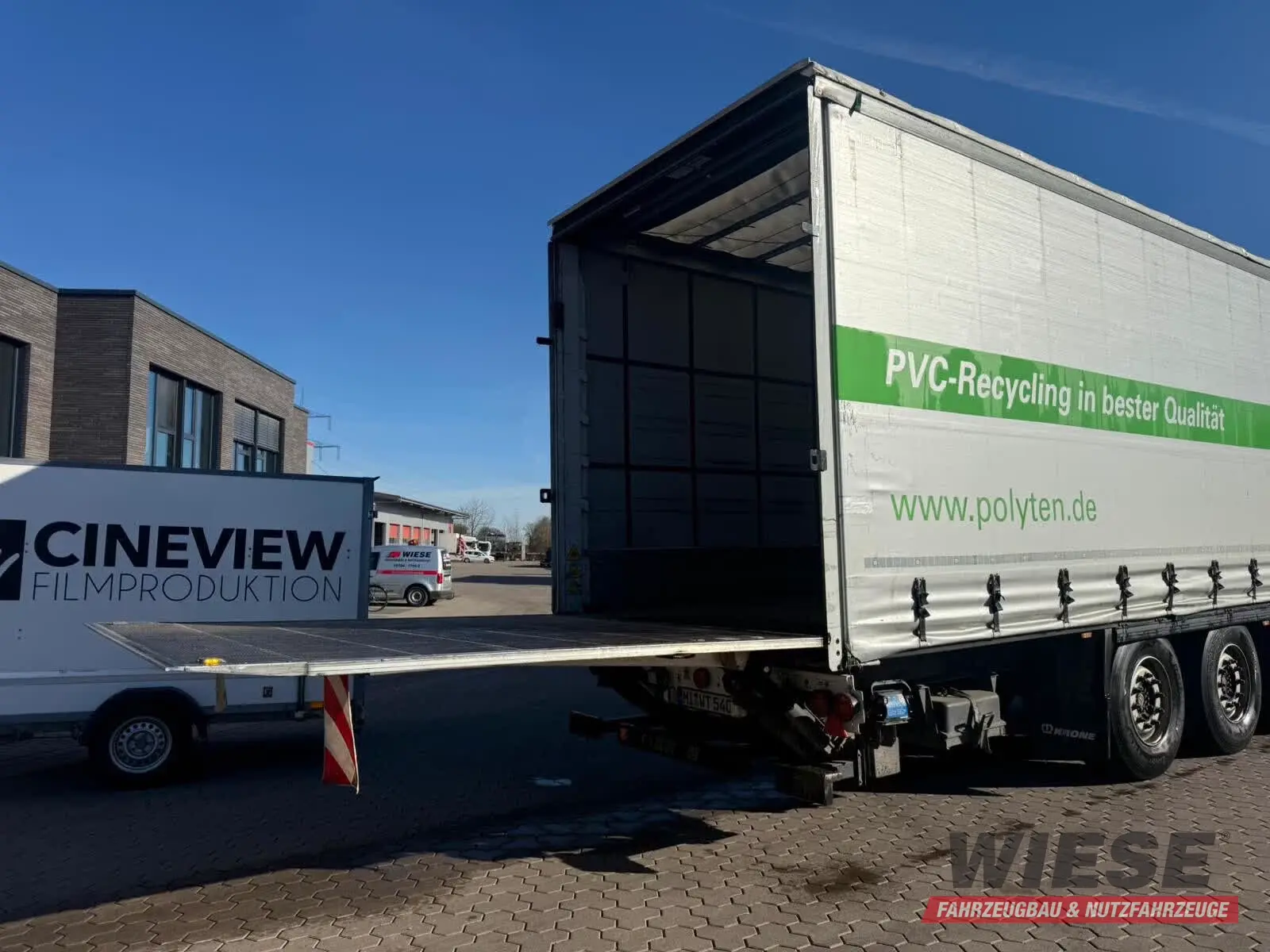 Krone Planenauflieger von Wiese Trailer Rent in Petershagen mieten ab 975.00€
