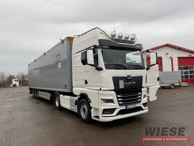 MAN Sattelzugmaschine von Wiese Trailer Rent in Petershagen mieten ab 3200.00€