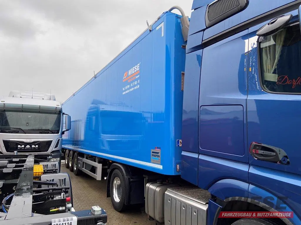 Knapen 100 Schubboden