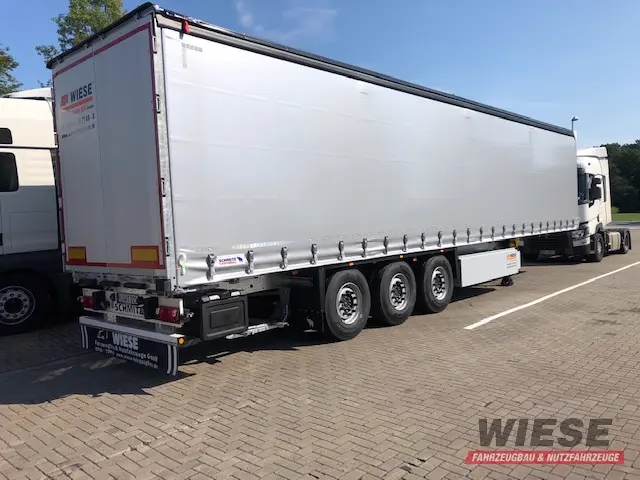 Schmitz Sattelanhänger Plane von Wiese Trailer Rent in Petershagen mieten ab 950.00€
