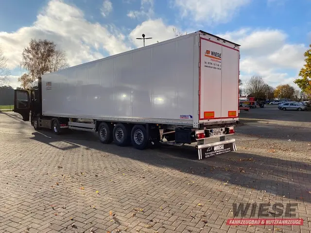 Schmitz Dreiachs von Wiese Trailer Rent in Petershagen mieten ab 845.00€