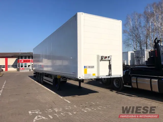 Schmitz Koffer von Wiese Trailer Rent in Petershagen mieten ab 660.00€
