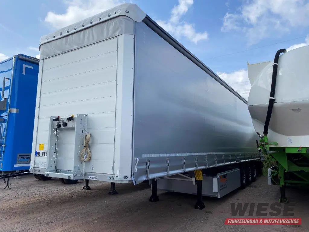 Schmitz Plane von Wiese Trailer Rent in Petershagen mieten ab 790.00€