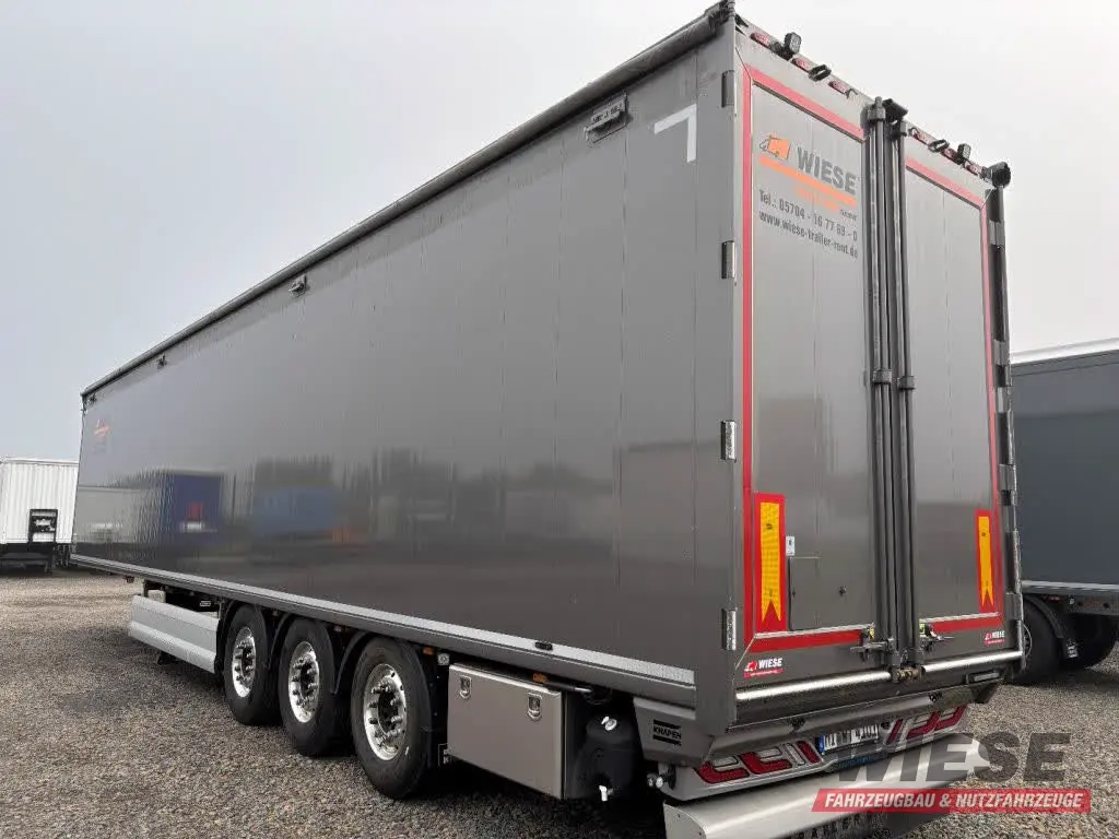 Knapen Schubboden von Wiese Trailer Rent in Petershagen mieten ab 1575.00€