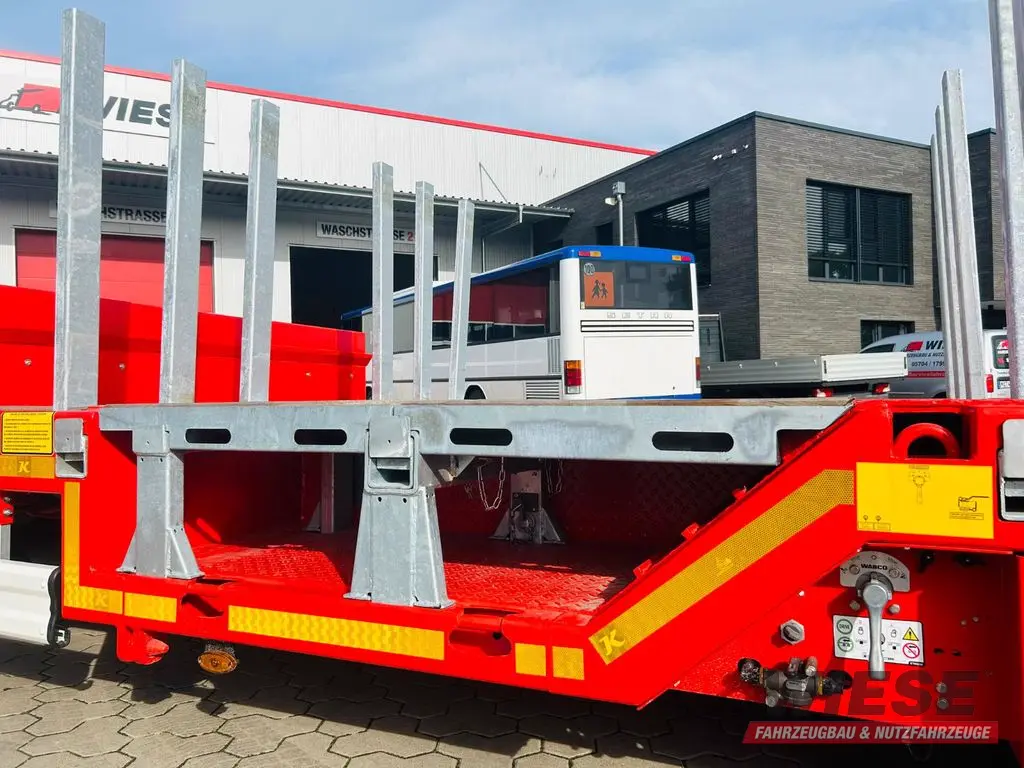 Kässbohrer K.SLA.HS Tieflader teleskopierbar hydr. Hochbett