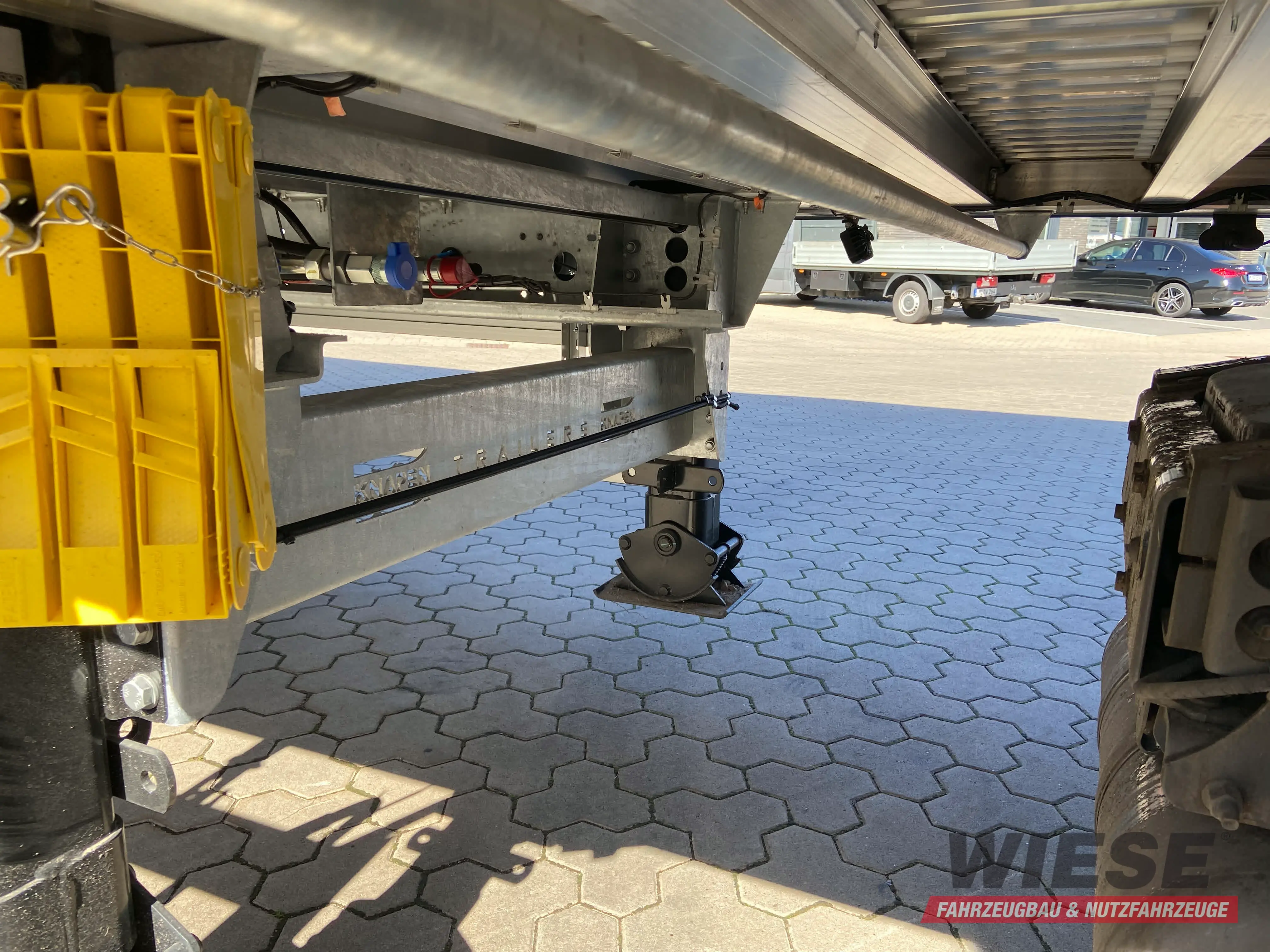 Knapen Schubboden von Wiese Trailer Rent in Petershagen mieten ab 1575.00€