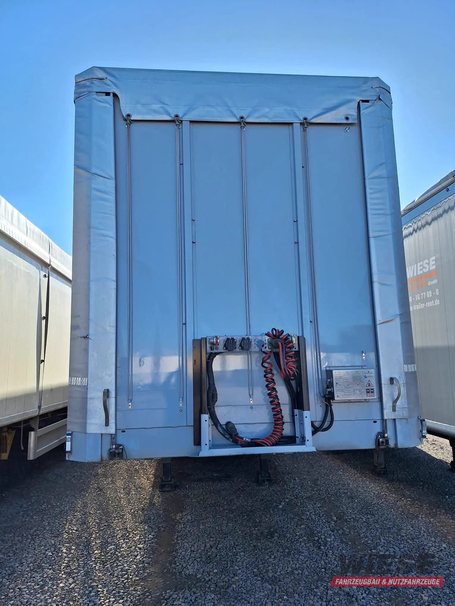 Wiese Plane von Wiese Trailer Rent in Petershagen mieten ab 2300.00€