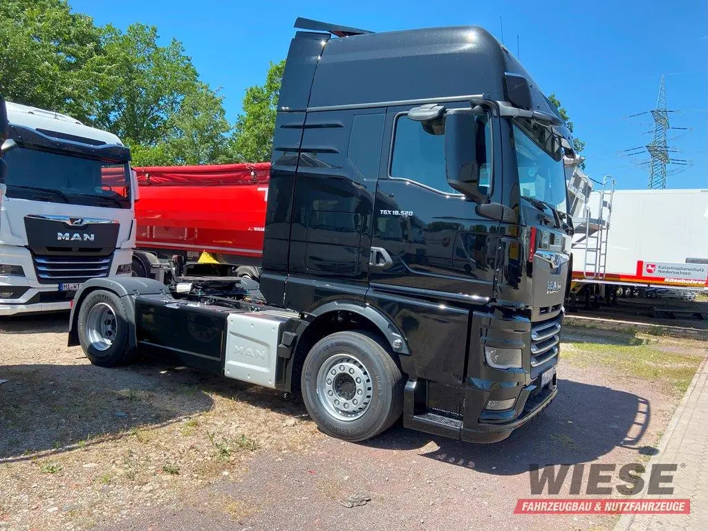 MAN SZM von Wiese Trailer Rent in Petershagen mieten ab 3035.00€