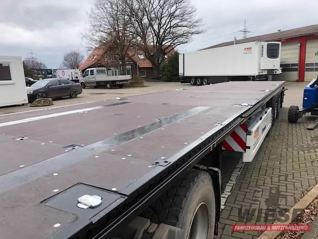 Krone Plateau von Wiese Trailer Rent in Petershagen mieten ab 875.00€