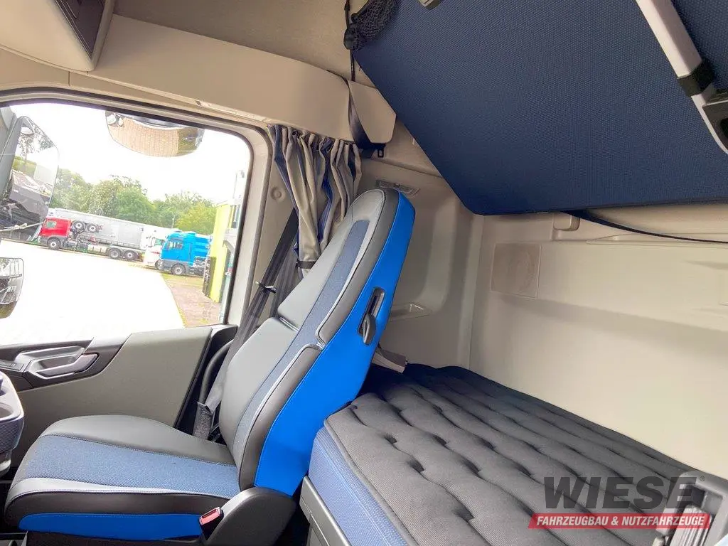 Volvo SZM von Wiese Trailer Rent in Petershagen mieten ab 3000.00€