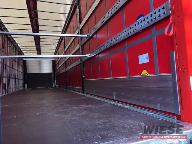 Schmitz Seitenplanenauflieger von Wiese Trailer Rent in Petershagen mieten ab 500.00€