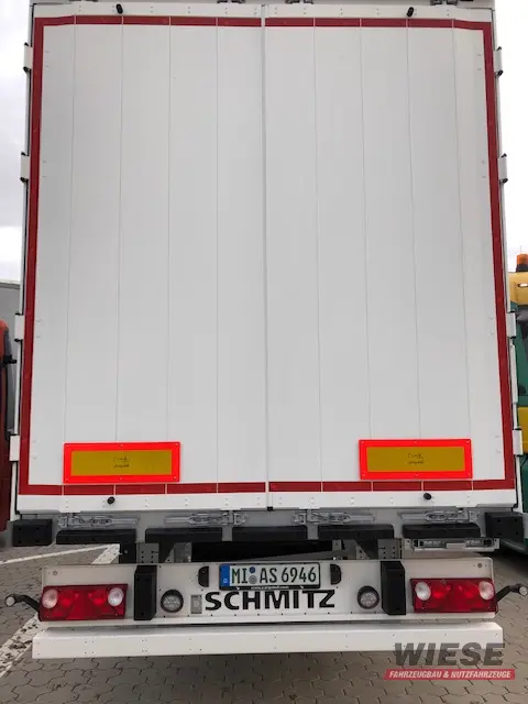 Schmitz von Wiese Trailer Rent in Petershagen mieten ab 500.00€