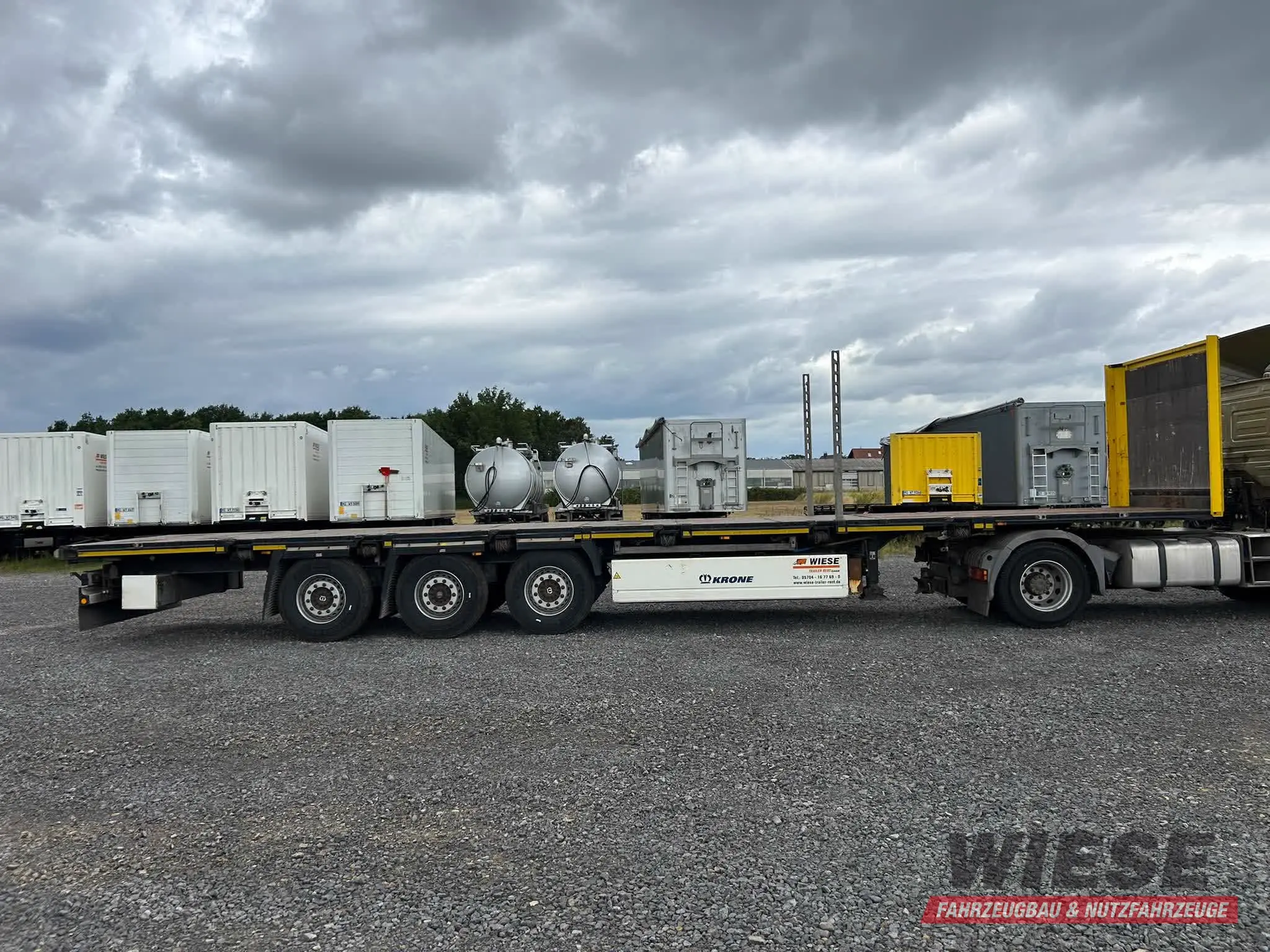 Krone Profi Liner Plattform von Wiese Trailer Rent in Petershagen mieten ab 800.00€