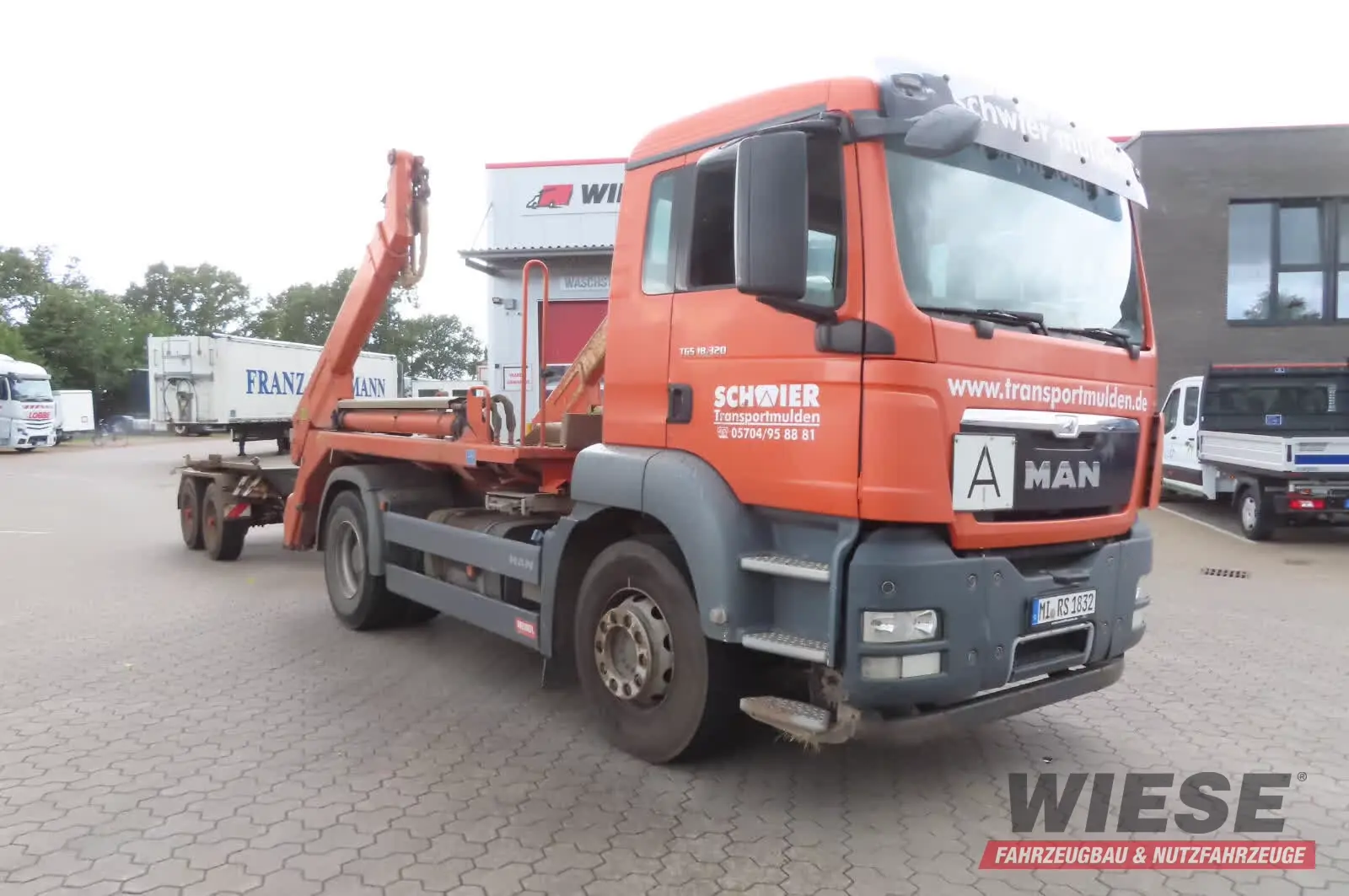 MAN LKW f. Kippmulden TGS1832 von Wiese Trailer Rent in Petershagen mieten
