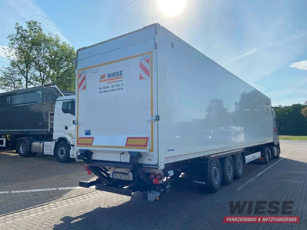 Krone Dry Liner von Wiese Trailer Rent in Petershagen mieten ab 1250.00€