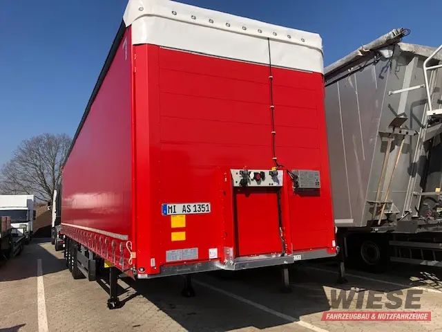 Schmitz Seitenplanen Anhänger von Wiese Trailer Rent in Petershagen mieten ab 500.00€