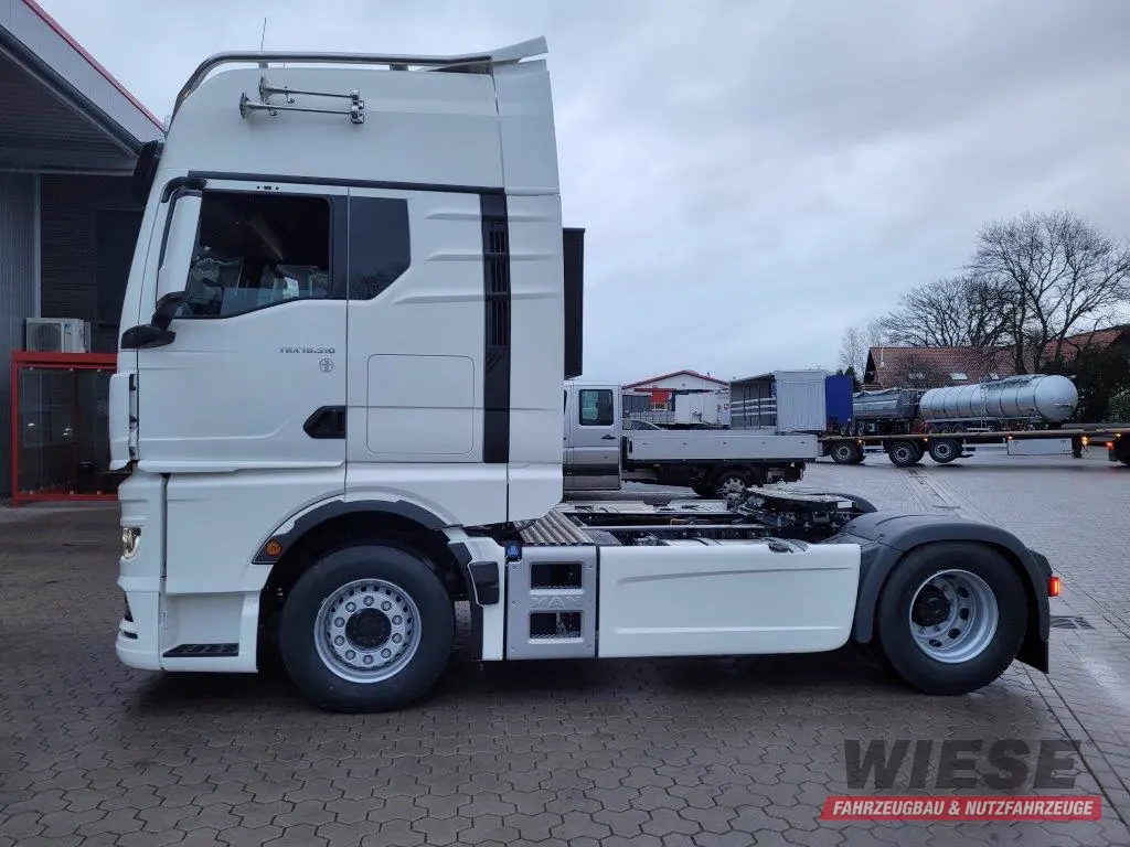 MAN Sattelzugmaschine von Wiese Trailer Rent in Petershagen mieten ab 2830.00€
