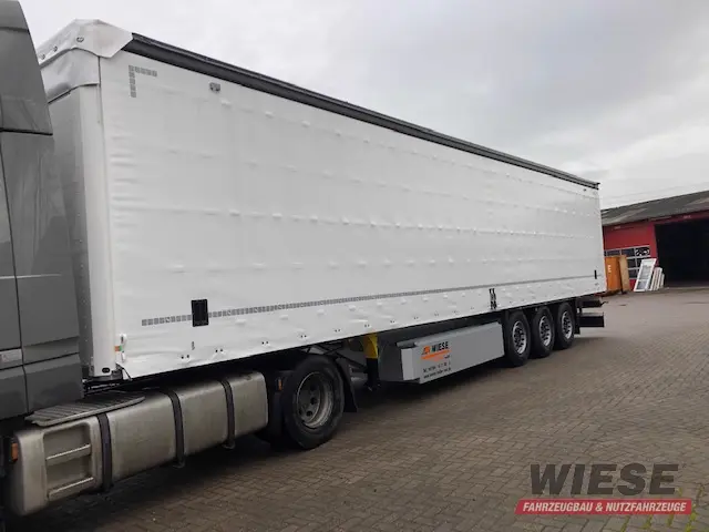 Schmitz von Wiese Trailer Rent in Petershagen mieten ab 950.00€