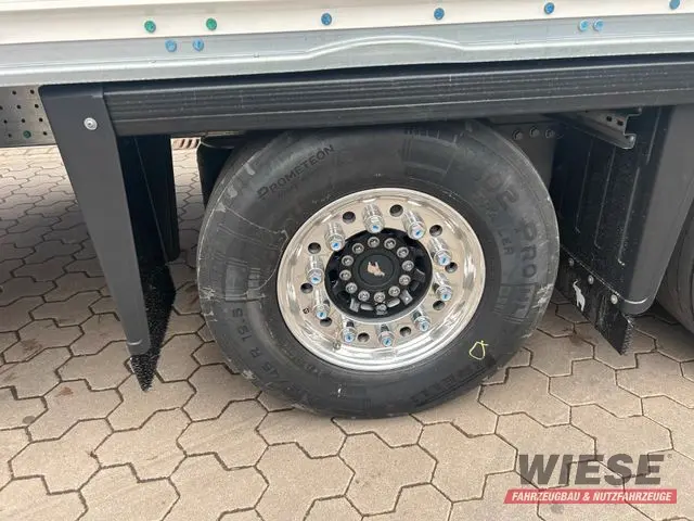 Schmitz Cargobull Mega Koffer - Trockenfrachter FERROPLAST von Wiese Trailer Rent in Petershagen mieten ab 1150.00€