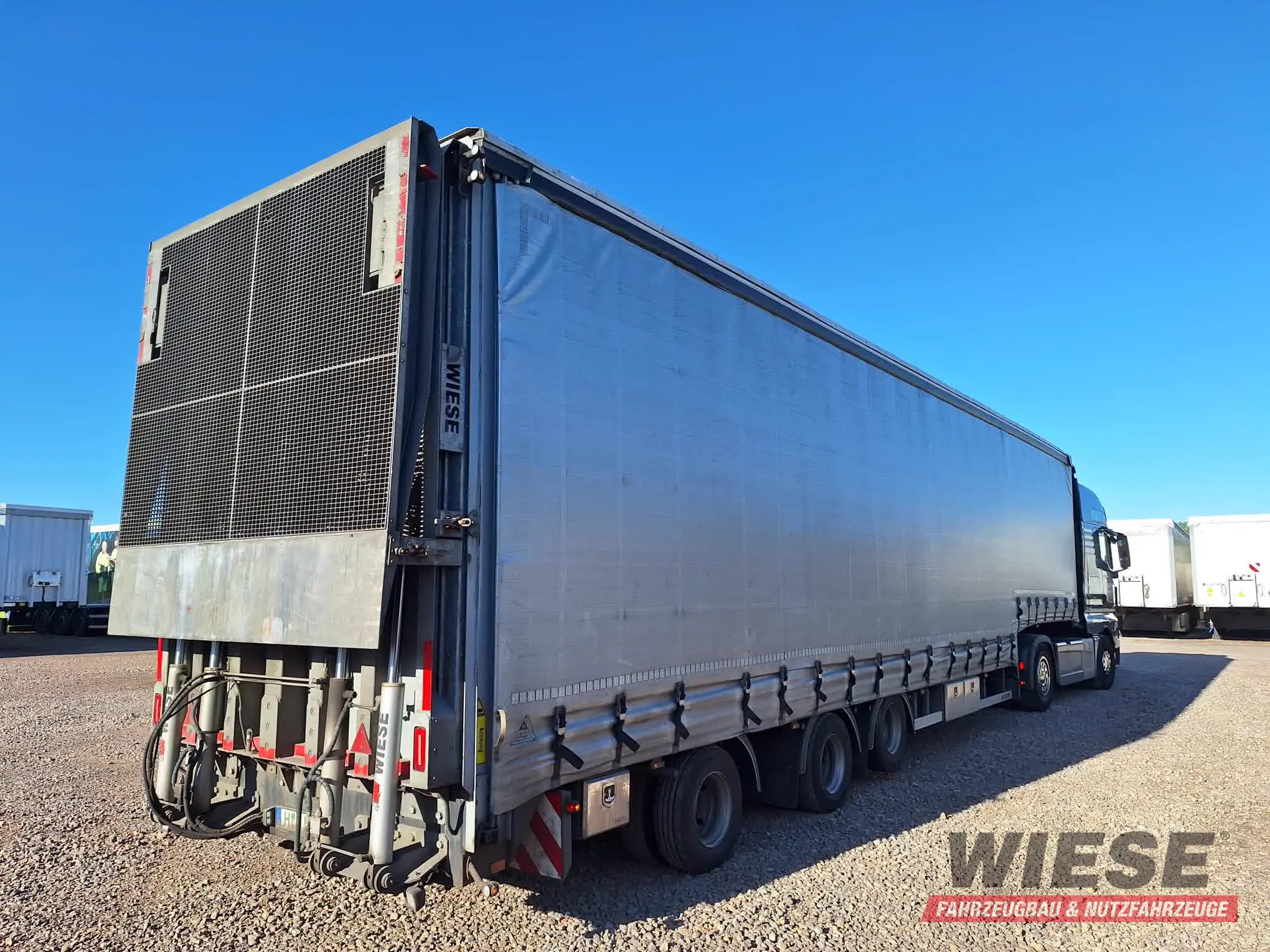 Wiese Plane von Wiese Trailer Rent in Petershagen mieten ab 2300.00€