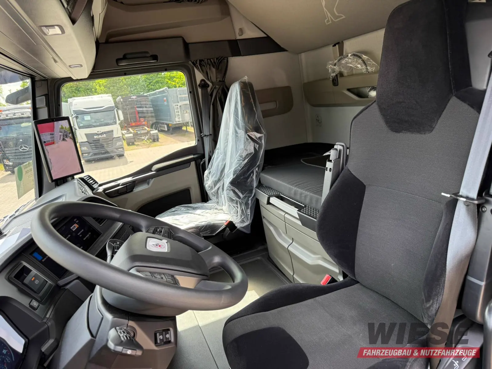 MAN TGX 18.520  - Mirror Cam