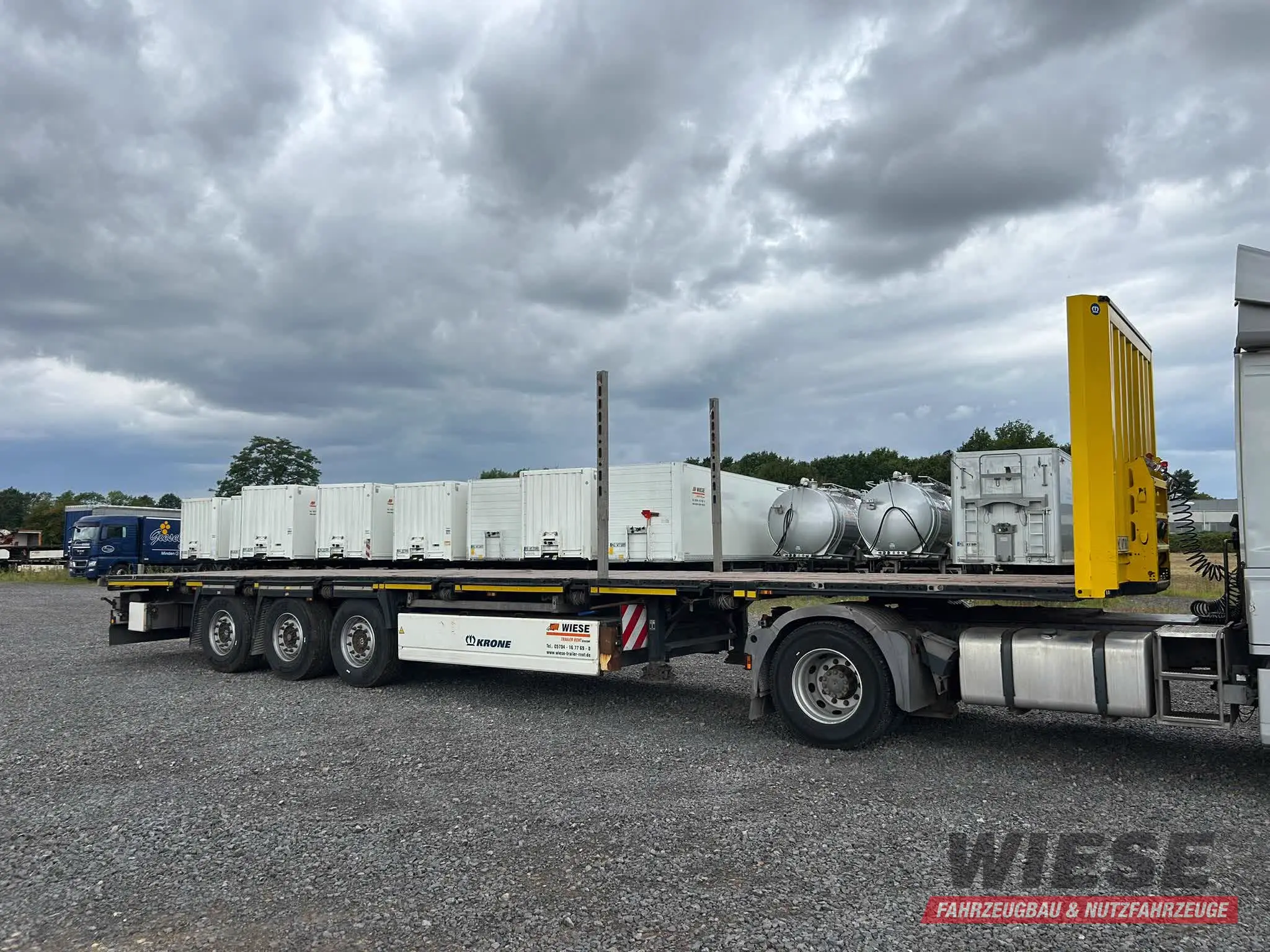 Krone Profi Liner Plattform von Wiese Trailer Rent in Petershagen mieten ab 800.00€