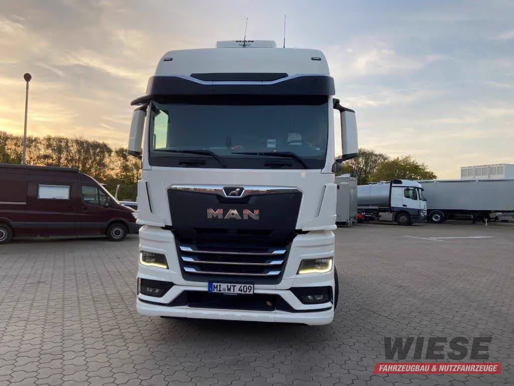 MAN SZM von Wiese Trailer Rent in Petershagen mieten ab 3200.00€