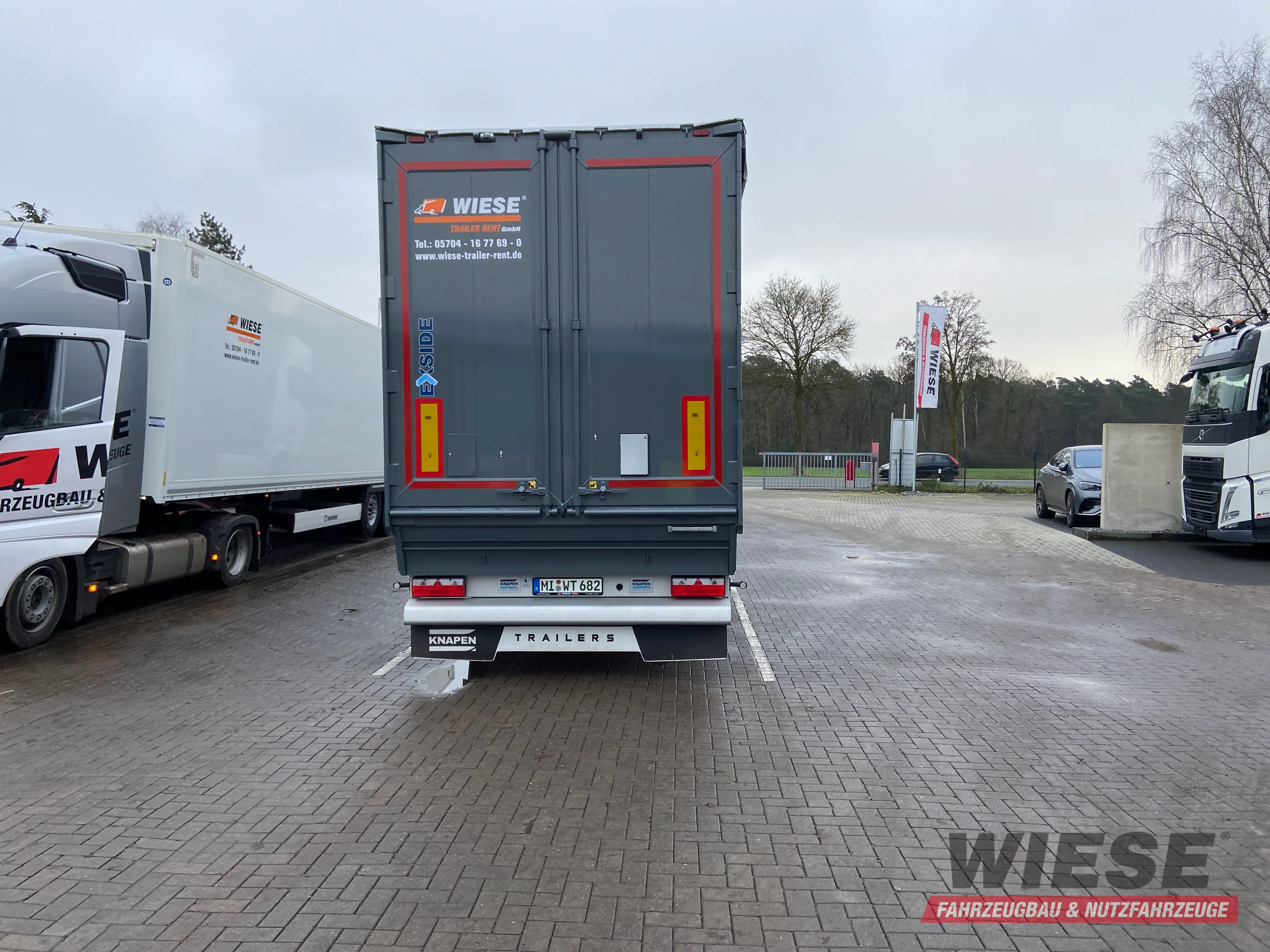 Knapen Schubboden von Wiese Trailer Rent in Petershagen mieten ab 1650.00€