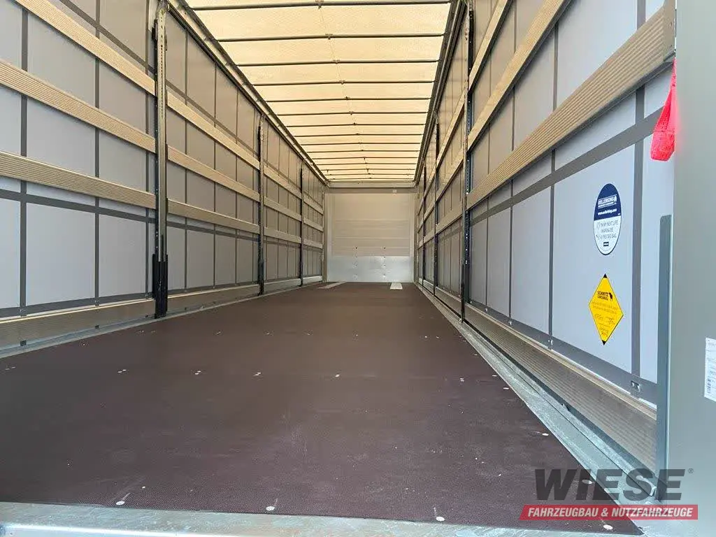 Schmitz Plane von Wiese Trailer Rent in Petershagen mieten ab 720.00€