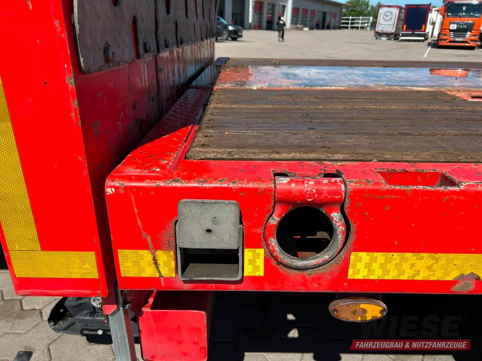 Kässbohrer Tieflader von Wiese Trailer Rent in Petershagen mieten ab 1765.00€